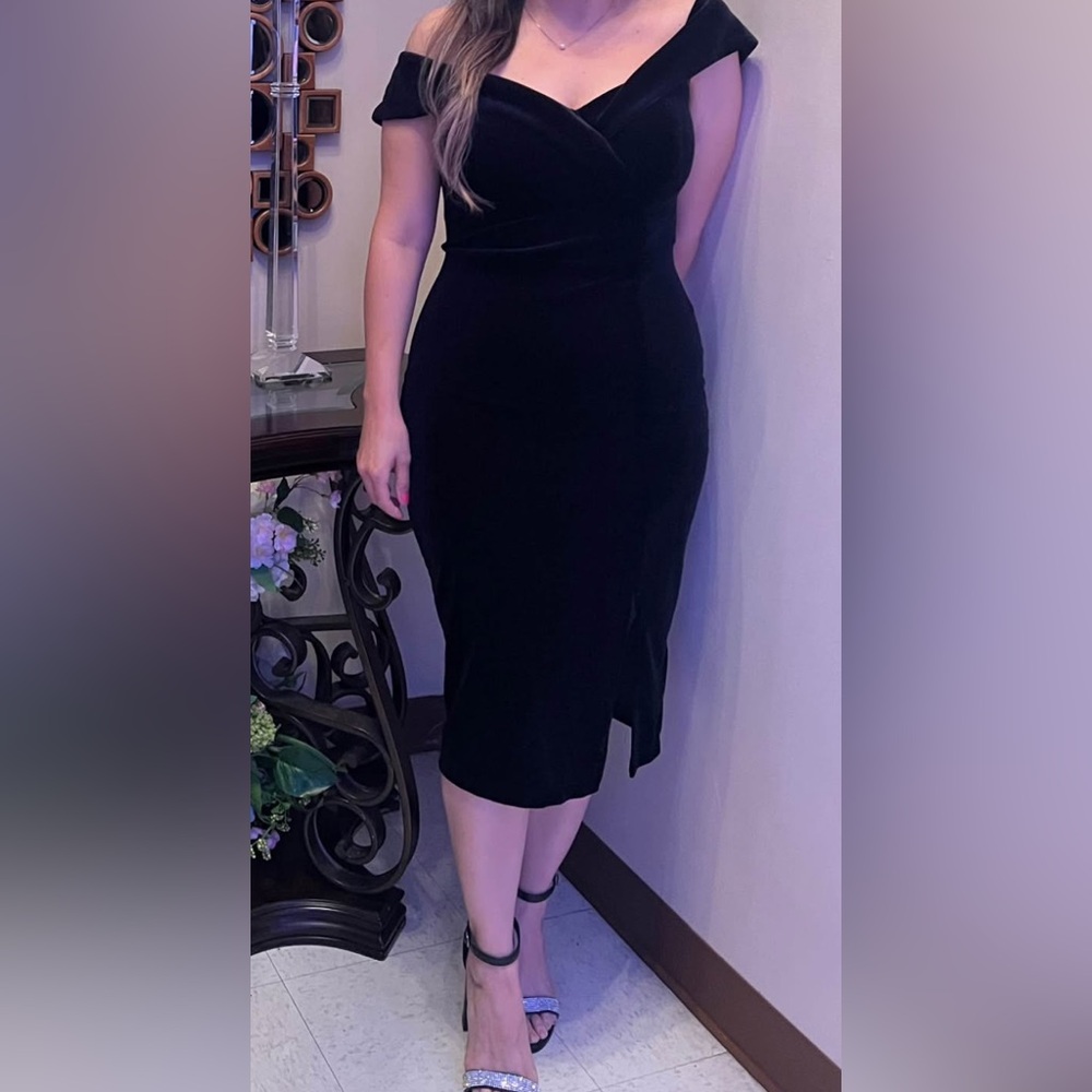Premier Off-Shoulder Black Midi Dress